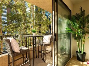 1633 S Bentley Avenue 204, Los Angeles CA 90025