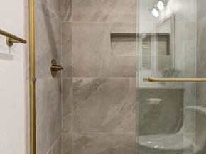 1633 S Bentley Avenue 204, Los Angeles CA 90025