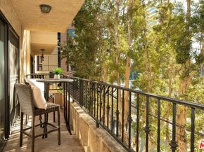 1633 S Bentley Avenue 204, Los Angeles CA 90025