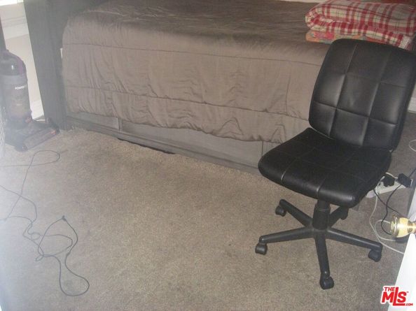 543 W 101st Street, Los Angeles CA 90044