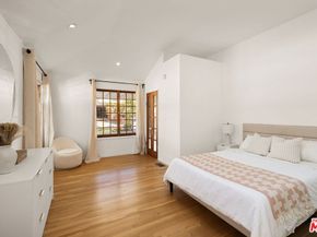 2716 6th Street, Santa Monica CA 90405