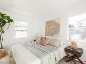 305 W Avenue 38, Los Angeles CA 90065