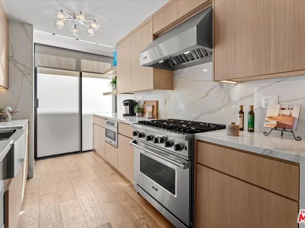 817 5th Street B, Santa Monica CA 90403