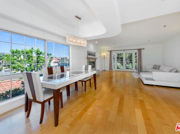 2205 S Bentley Avenue 302, Los Angeles CA 90064