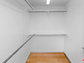 2205 S Bentley Avenue 302, Los Angeles CA 90064