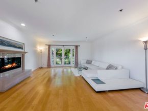 2205 S Bentley Avenue 302, Los Angeles CA 90064