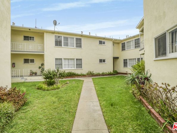 7933 Alverstone Avenue, Los Angeles CA 90045