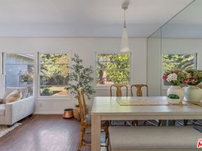 3031 S Bentley Avenue, Los Angeles CA 90034