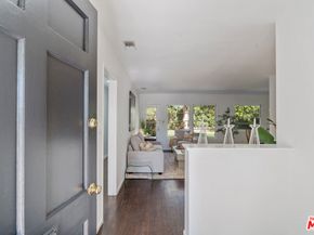 3031 S Bentley Avenue, Los Angeles CA 90034