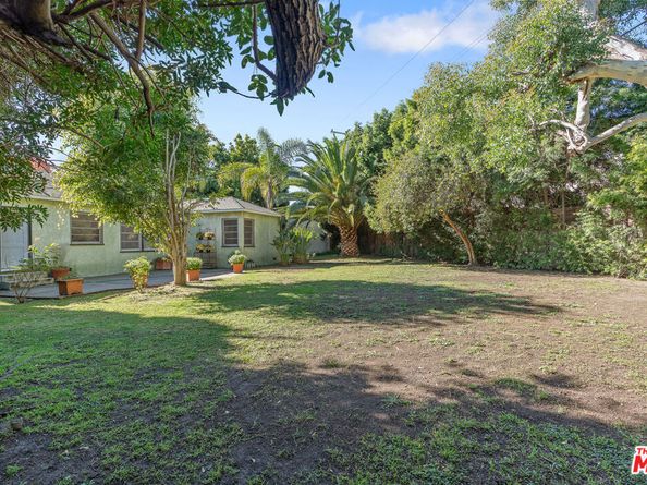 3031 S Bentley Avenue, Los Angeles CA 90034