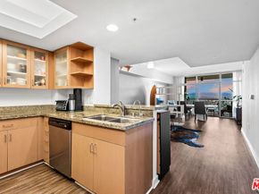 13700 Marina Pointe Drive 1520, Marina Del Rey CA 90292