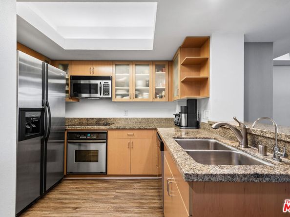 13700 Marina Pointe Drive 1520, Marina Del Rey CA 90292