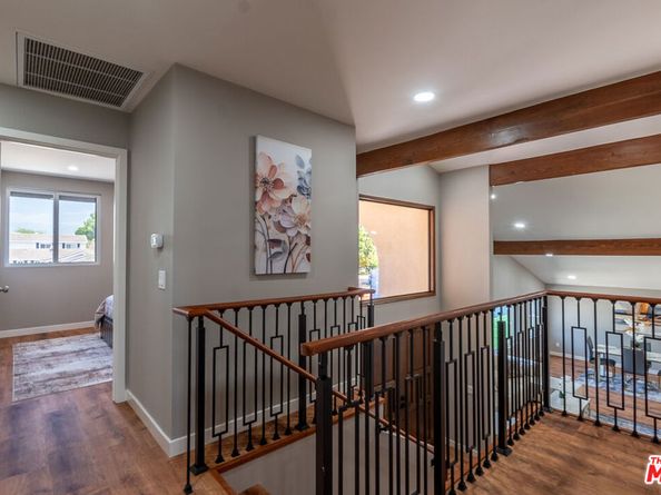 20456 W Strathern Street, Winnetka CA 91306