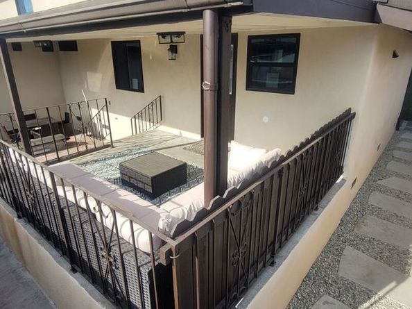 20456 W Strathern Street, Winnetka CA 91306