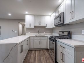 20456 W Strathern Street, Winnetka CA 91306