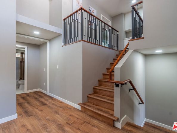 20456 W Strathern Street, Winnetka CA 91306