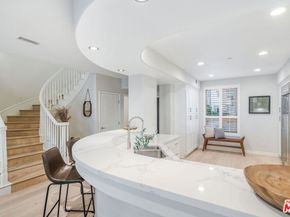 13031 Villosa Place 102, Playa Vista CA 90094