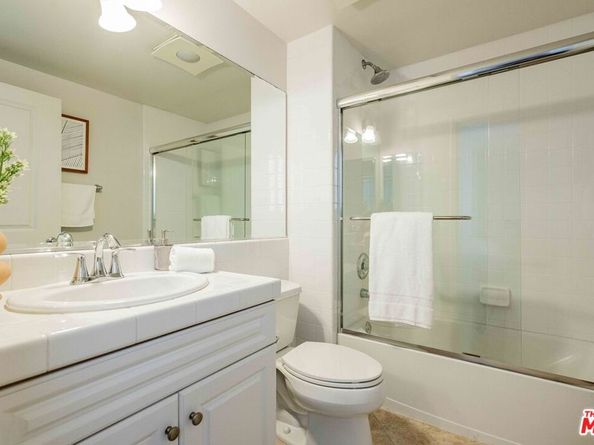 13031 Villosa Place 102, Playa Vista CA 90094