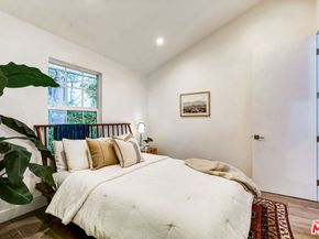 408 N La Fayette Park Place, Los Angeles CA 90026