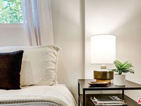 408 N La Fayette Park Place, Los Angeles CA 90026