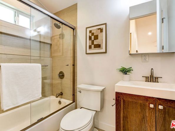 408 N La Fayette Park Place, Los Angeles CA 90026