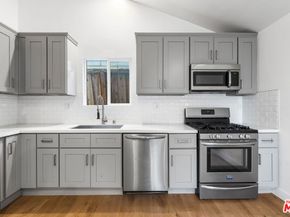 408 N La Fayette Park Place, Los Angeles CA 90026