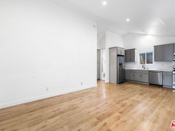 408 N La Fayette Park Place, Los Angeles CA 90026