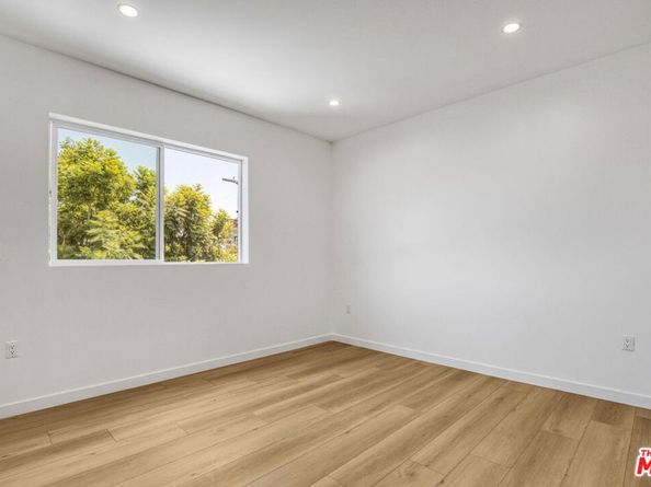 10828 Hesby Street, North Hollywood CA 91601