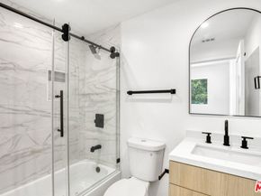 10828 Hesby Street, North Hollywood CA 91601