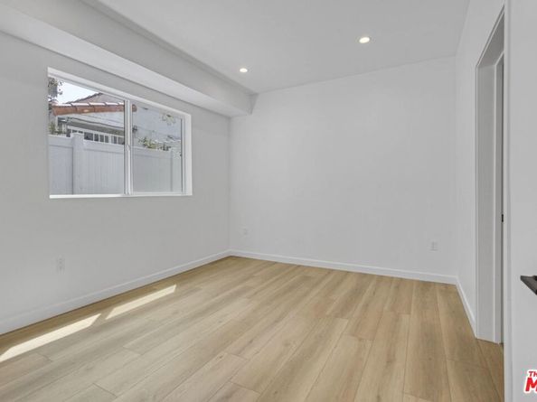 10828 Hesby Street, North Hollywood CA 91601