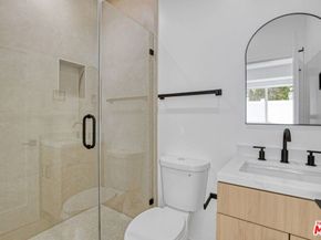 10828 Hesby Street, North Hollywood CA 91601