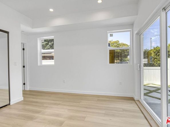 10828 Hesby Street, North Hollywood CA 91601