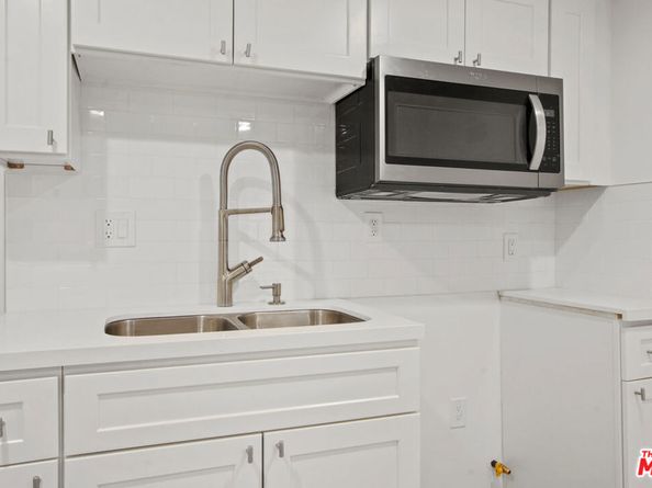 2370 Lime Avenue, Long Beach CA 90806