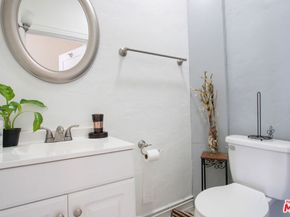 2370 Lime Avenue, Long Beach CA 90806