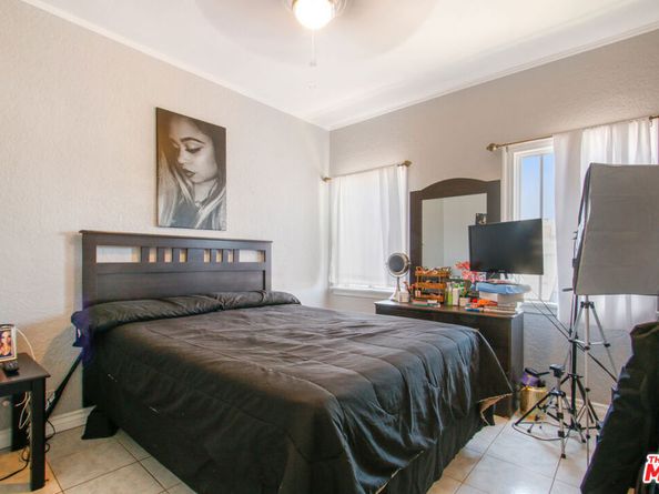 2370 Lime Avenue, Long Beach CA 90806