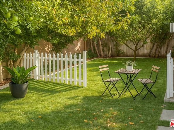 928 N Genesee Avenue, West Hollywood CA 90046