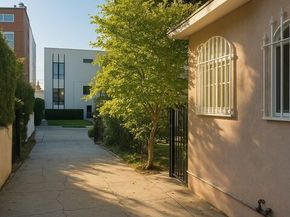 928 N Genesee Avenue, West Hollywood CA 90046