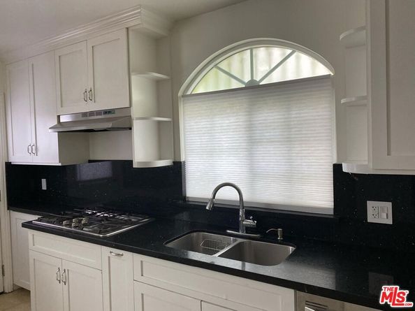 928 N Genesee Avenue, West Hollywood CA 90046