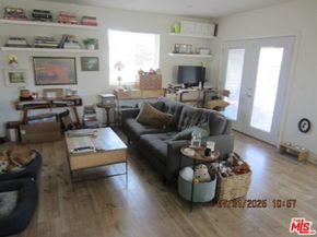 5235 Virginia Avenue, Los Angeles CA 90029