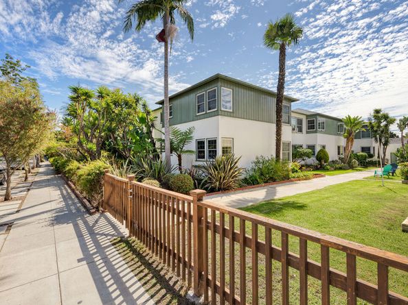 1518 Yale Street 1, Santa Monica CA 90404
