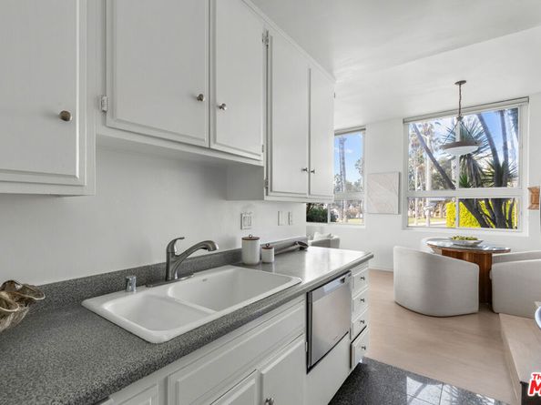 118 Wadsworth Avenue 1, Santa Monica CA 90405