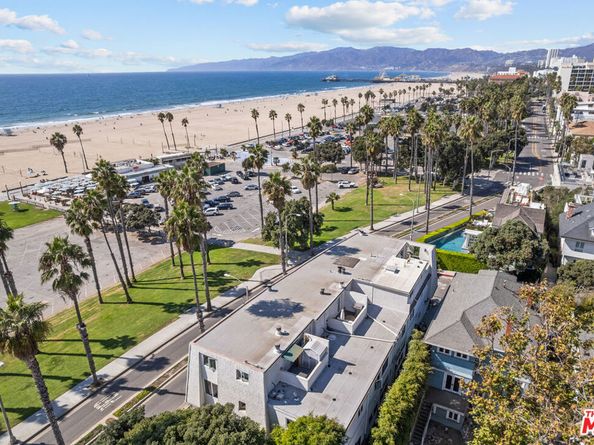 118 Wadsworth Avenue 1, Santa Monica CA 90405