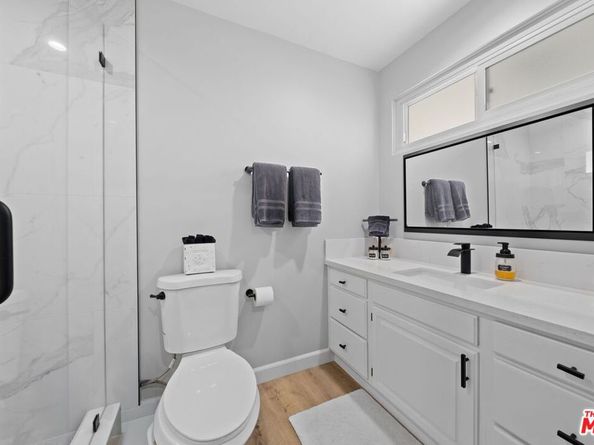 9446 Mclennan Avenue, Northridge CA 91343