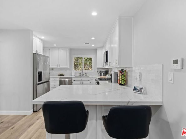 9446 Mclennan Avenue, Northridge CA 91343
