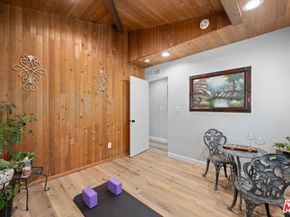 9446 Mclennan Avenue, Northridge CA 91343