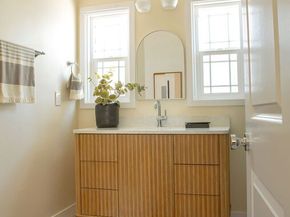 1462 Burnside Avenue, Los Angeles CA 90019