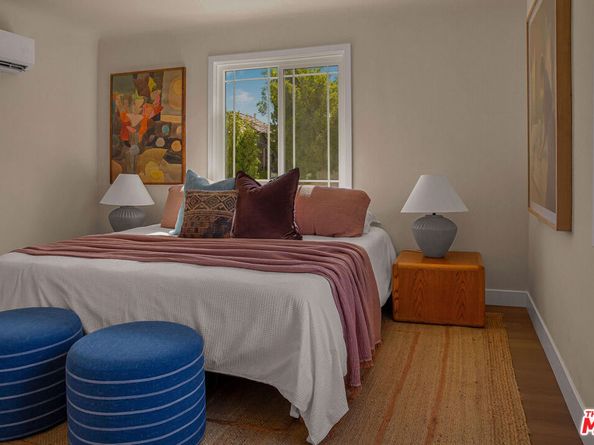 1462 Burnside Avenue, Los Angeles CA 90019