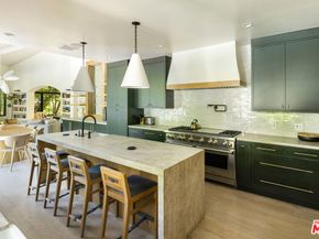 7651 Willow Glen Road, Los Angeles CA 90046