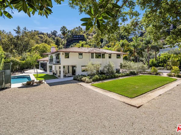 7651 Willow Glen Road, Los Angeles CA 90046