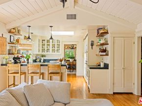 5152 Vincent Avenue, Los Angeles CA 90041